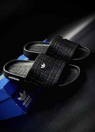 Підліткові чорні шльопанці adidas | легкі та комфортні | для хлопців для мальчиков в школу в лагерь тапочки резинові на лето модні