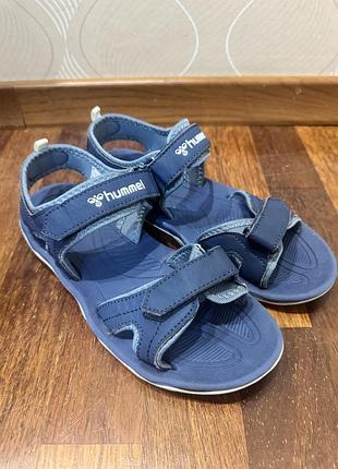 Босоніжки hummel, 38 розмір, устілка 26 см