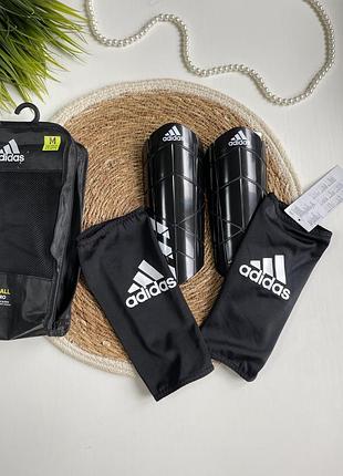 Щитки adidas оригінал