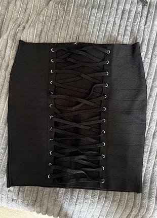 Продам спідницю guess 3