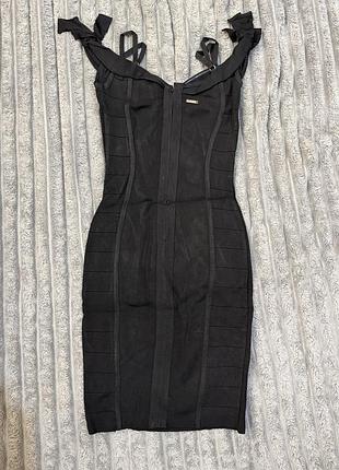 Вишукана сукня guess