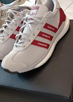 Кроссовки adidas 4
