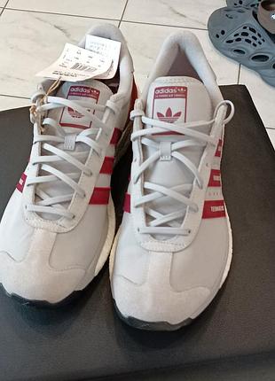 Кроссовки adidas 3