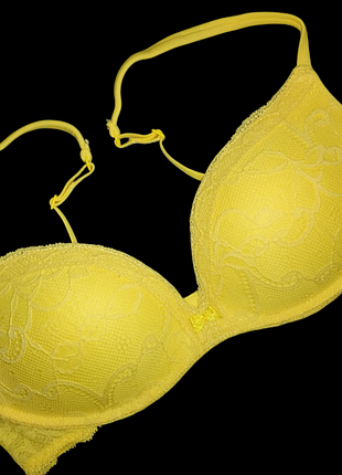 Жёлтый кружевной бюстгальтер без косточек intimissimi 34c 75c пуш-ап