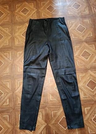 Брюки штаны под кожу zara, s-m