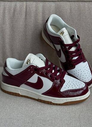 Кросівки nike sb dunk burgundy croc