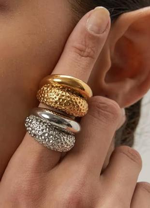 Розкішна трендова каблучка кільце масивне позолота 18k