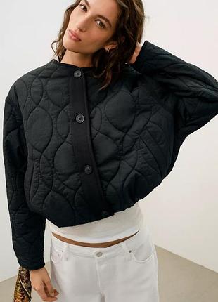 Стьобана куртка zara, чорна стьобана куртка zara