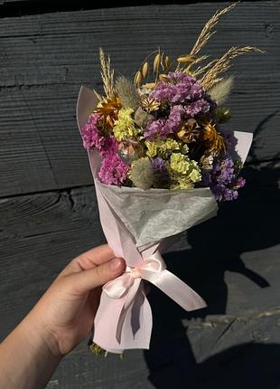 Нежный букет из микса сушеных