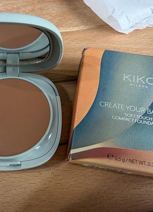 Компактний тональний крем kiko milano create your balance soft touch compact foundation.