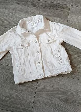 Джинсовая куртка zara для девочки 
или подойдет и для мальчика