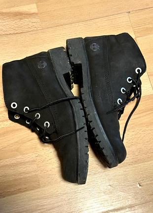 Чорні чоботи timberland