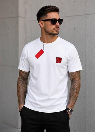 Літня чоловіча біла футболки hugo boss 👇🏻  розміри s-xxl 100 % котон