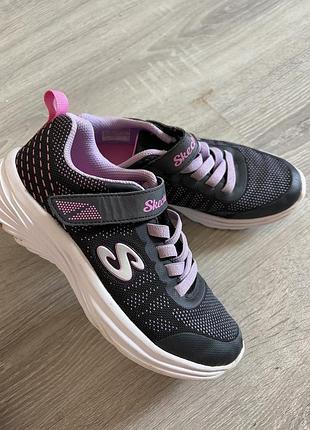 Кросівки skechers розмір 33,5