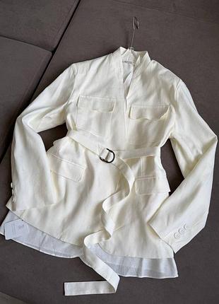 Wo изысканный жакет 
#brunellocucinelli 
100% cotton, подклад тонкий коттон 
размер s m l


отправки 1-3 дня.