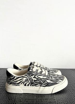 Кеди zara  з принтом у вигляді зебри