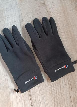 Теплые мужские перчатки berghaus
