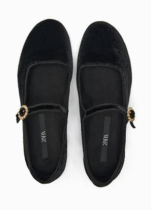 Бархатные балетки от zara с ремешком, 39