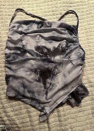 Легкий топ з даруванням та принтом tie-dye/ мармур
