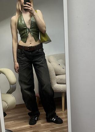 Джинси bershka чорні barrel fit. середня/низька посадка