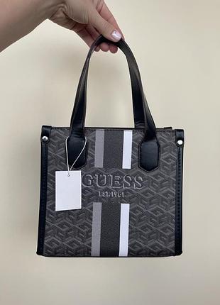 Сумка шопер під бренд guess