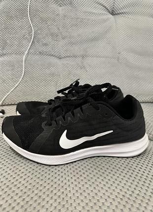 Кросівки nike