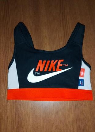 Топ спортивний nike. розмір xs