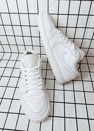 Кроссовки nike air jordan 1 low