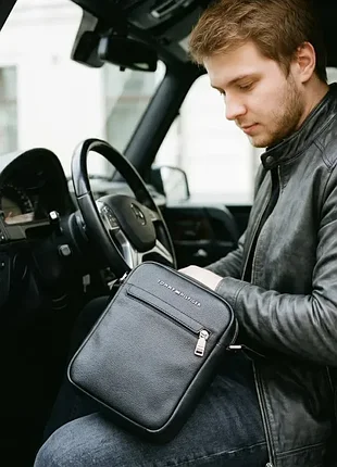 Чоловіча сумка tommy hilfiger чорна