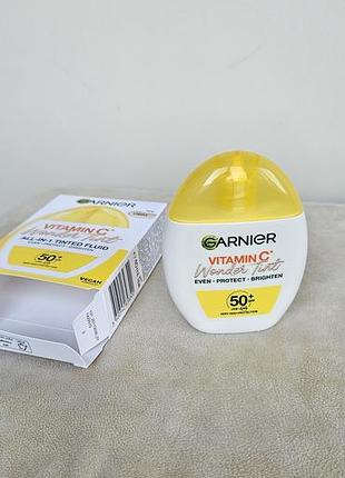 Garnier vitamin c wonder tint light