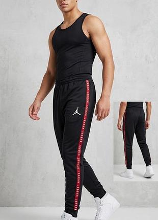 Спортивні шорти/штани jordan (бренд jordan), розмір xl (13-15 років / 163-175 см)