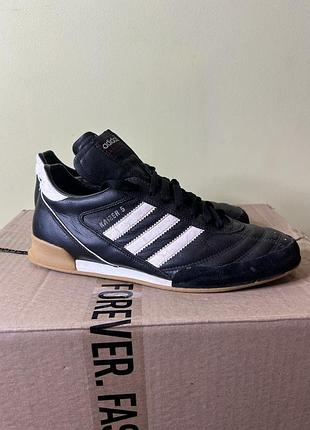 Бампи adidas caiser 5 проф шкіра made in indonesia  стан відмінний 43(28 см) 1450 грн