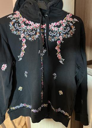 Худі hm x giambattista valli , розмір s . гарний стан .