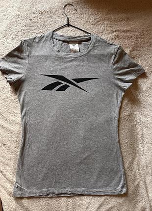 Reebok футболка жіноча