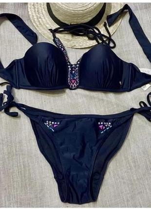 Hunkemoller крутой черный раздельный купальник с отличной декорацией на завязки