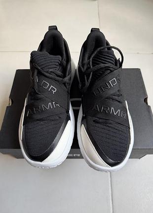 Нові кросівки under armour flow futr x4. розмір 42 (26,5см)