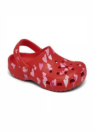 Яркие клоги crocs