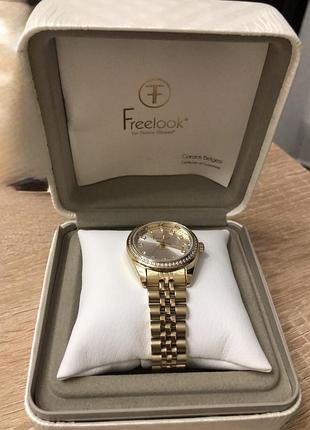 Годинник freelook