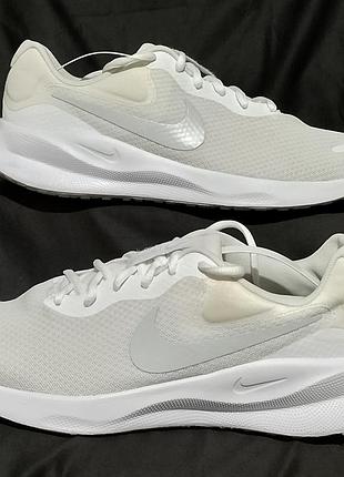 Nike revolution 7