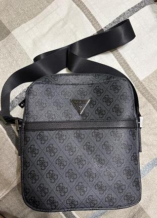 Чоловіча сумка guess
