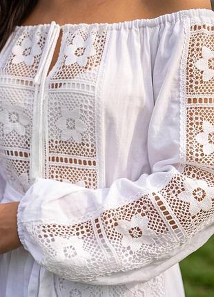 Плаття вишите з бахромою довге
