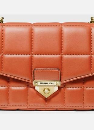 Це оригінальна шкіряна сумка michael kors soho у кольорі «clementine» (яскраво-оранжевий).