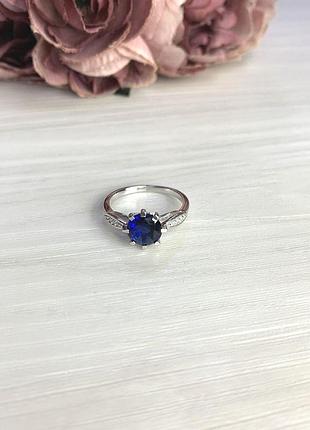 Серебряное кольцо proba с сапфиром nano 1.545ct, фианитами, вес изделия 2,47 гр (2073048) 17.5 размер