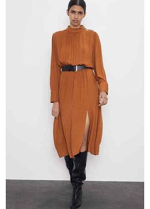 Платье zara с длинными рукавами и декоративными пуговицами на плече