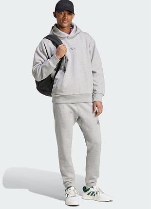 Спортивний костюм adidas