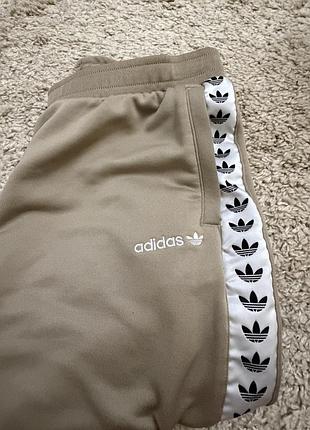 Шорти adidas оригінал✨