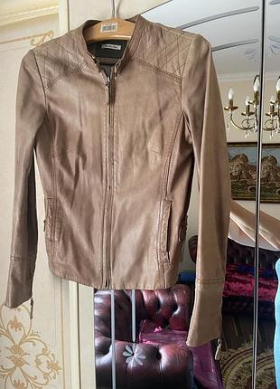 Шкіряна курточка massimo dutti