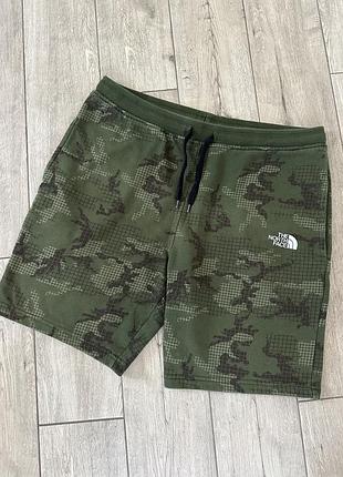 L | шорти the north face graphic light shorts
