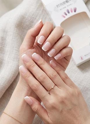 Накладні нігті classic glow french