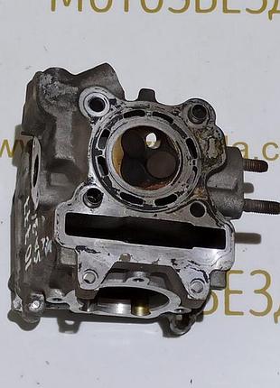 Головка циліндра в зборі yamaha jog sa-55j/sa-56j/gear ua07j new/ua08j (під датчик температури nr-12)